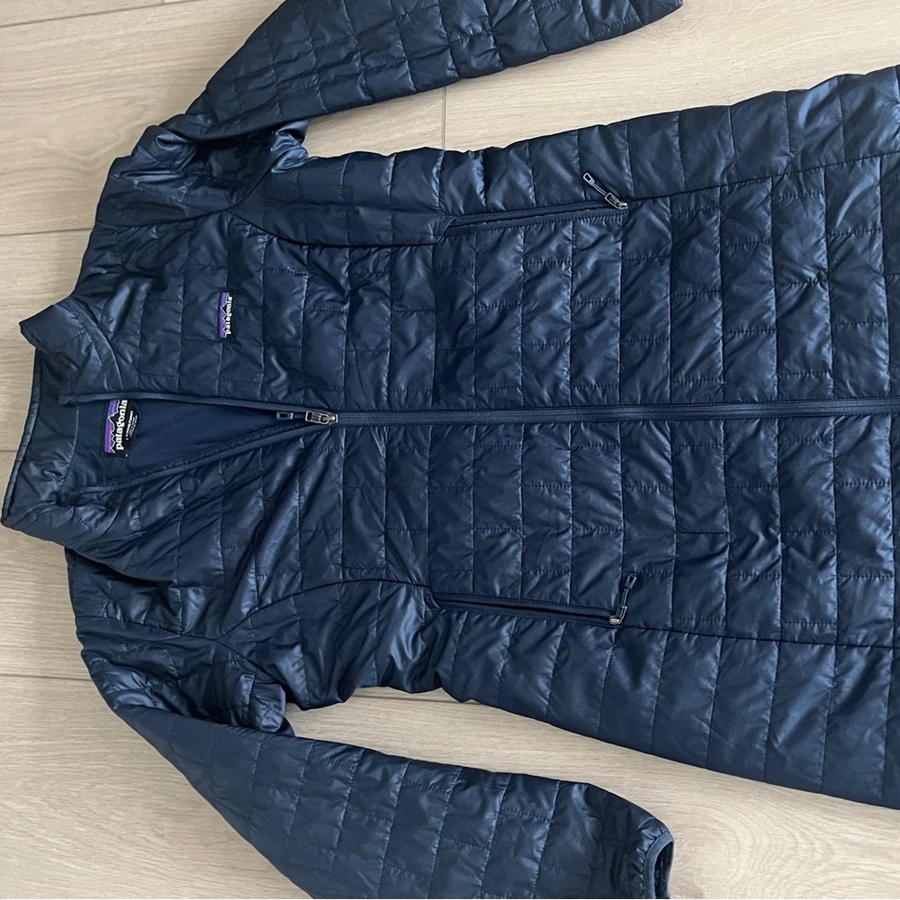 Patagonia Women's Navy Parka